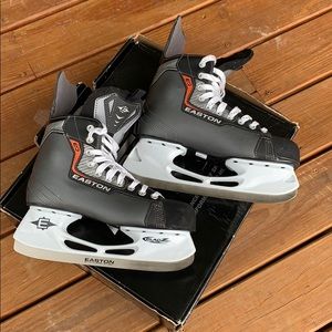 Easton hockey skates sz 9.5